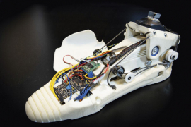 Miniprothése bionique, qui fournit de l'énergie - c'est Belge et révolutionnaire ! Prothèse Bionics